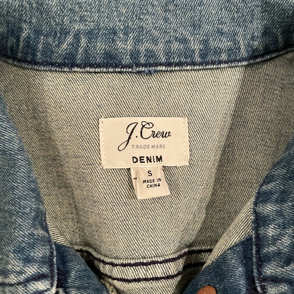 J Crew Women’s Jean jacket - Picture 2 of 3